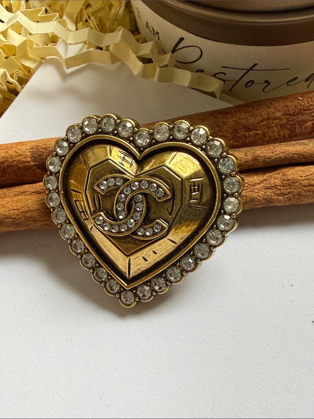 Fashion designer Gold-Tone Heart Brooch with Crystal Accents - Picture 3 of 7